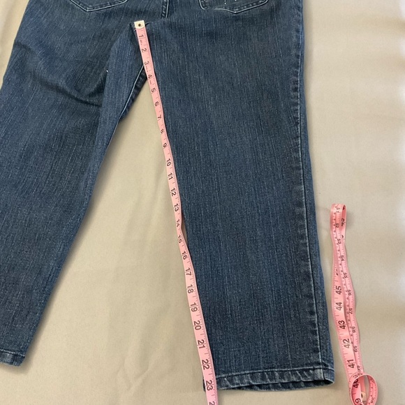 Chico’s Denim Crop Dark Wash Capri Rhinestone Pockets Women’s Size 8 (Chico's 1) - Picture 7 of 7